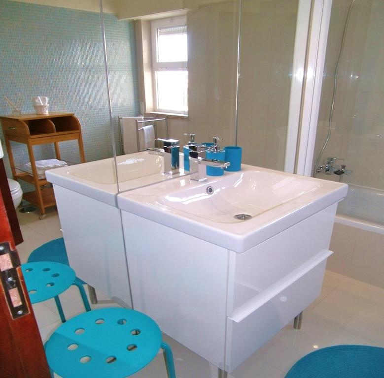 Light Equador Aparthotel Cascais Bilik gambar