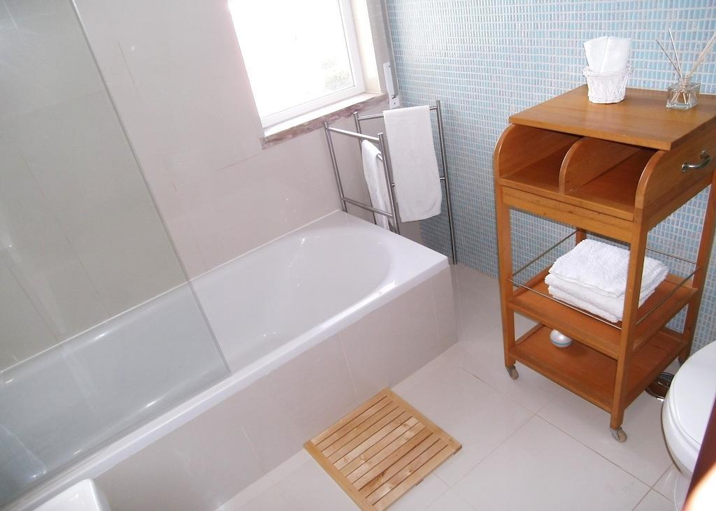 Light Equador Aparthotel Cascais Bilik gambar