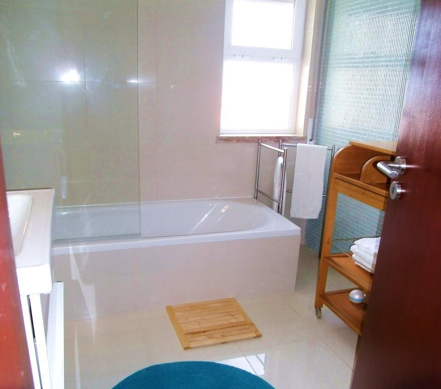 Light Equador Aparthotel Cascais Bilik gambar